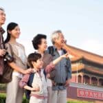 Photo d'une famille chinoise en voyage
