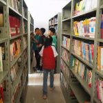 enfants a la bibliotheque