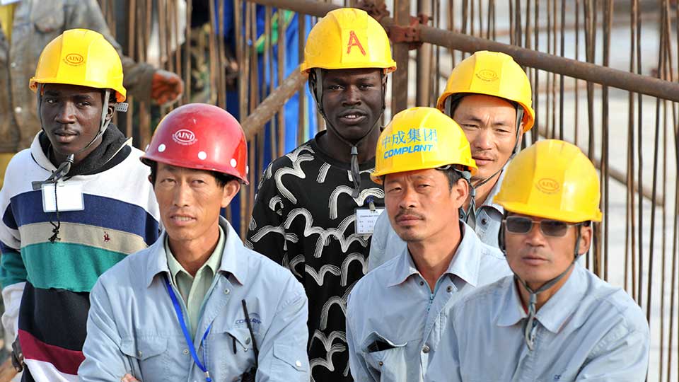 Chinese-Workers-Africa