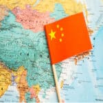 Photo de la carte de la Chine avec un drapeau