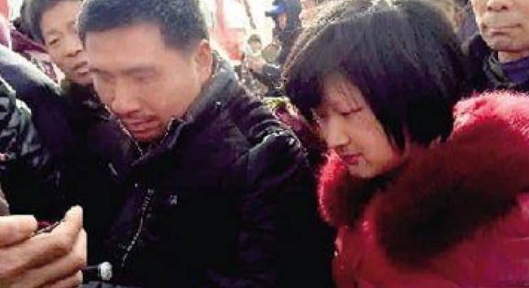 Un homme et une femme asiatique partie 2