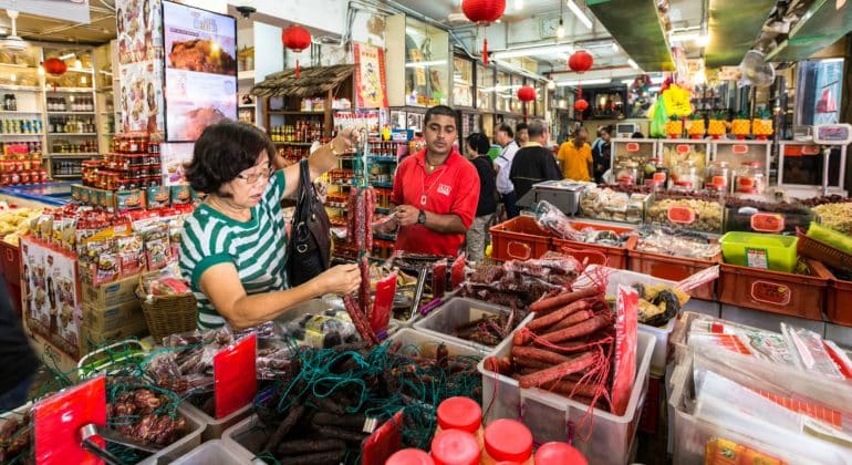 Des asiatiques aux marchés